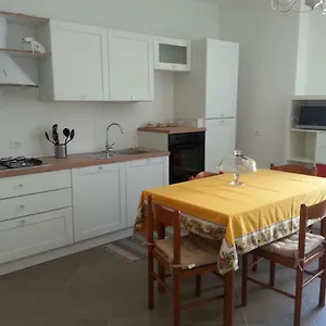  Appartamento Nuovo Bilocale In Via Lagomaggio, 31 Italia