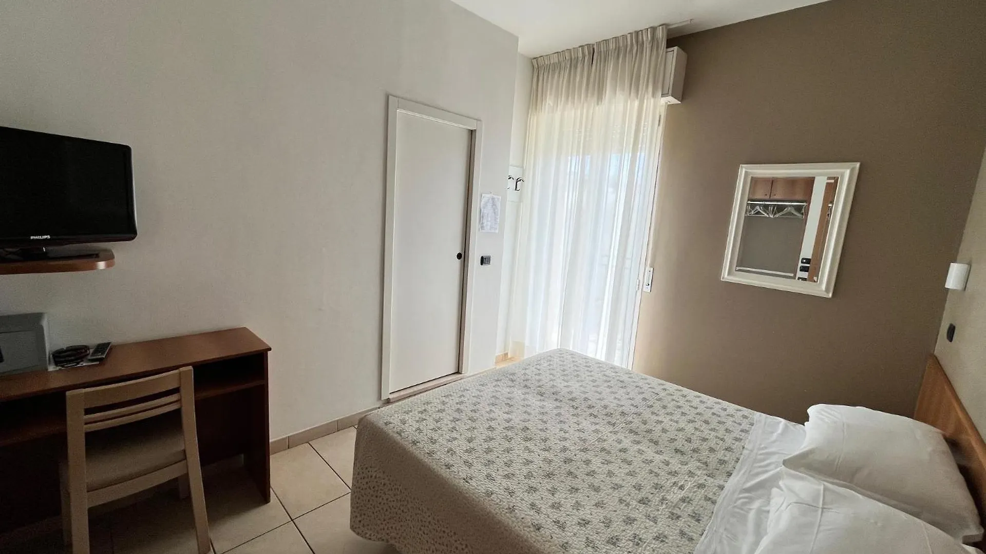 Hotel Berenice Rimini 3*,  Włochy